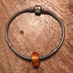 Price Drop🔥 Pandora Bracelet W/ Murano Glass Bead